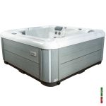 Pelicano hot tub grey side panels view