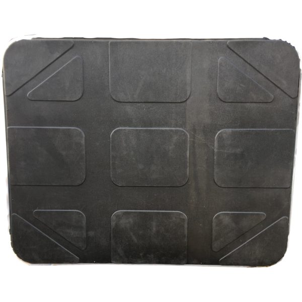 Coral Bay Deep Deluxe hot tub durable ABS plastic base for strength and insulation