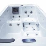 Sundowner hot tub. Photo of the lounger and filter housing.